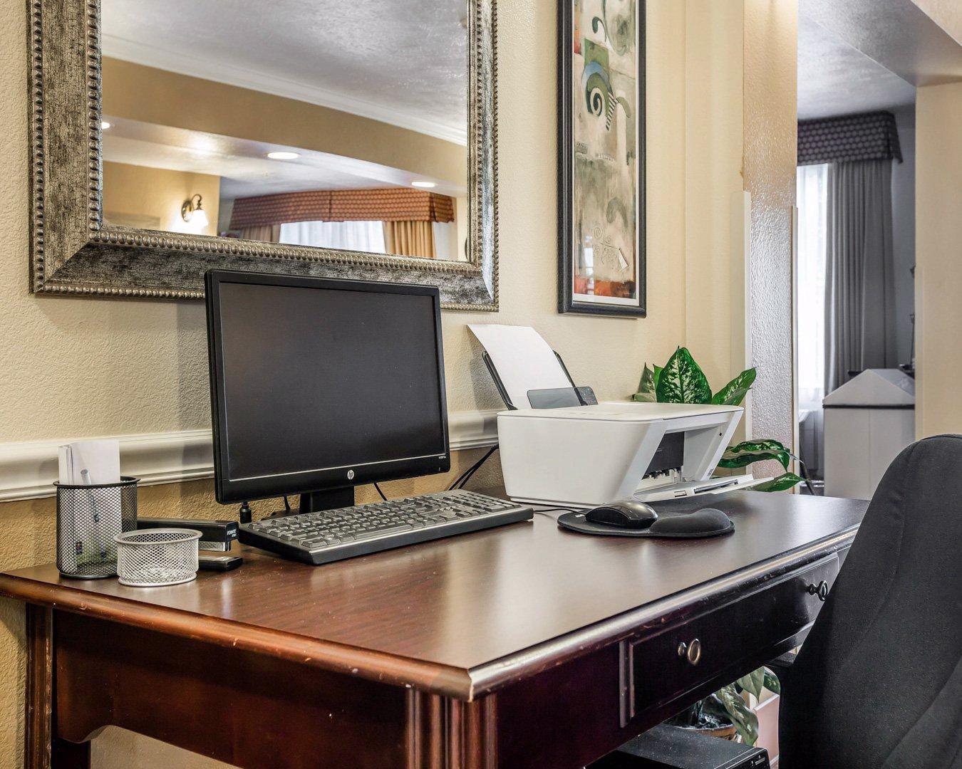 Best Western Visalia Hotel Exterior foto